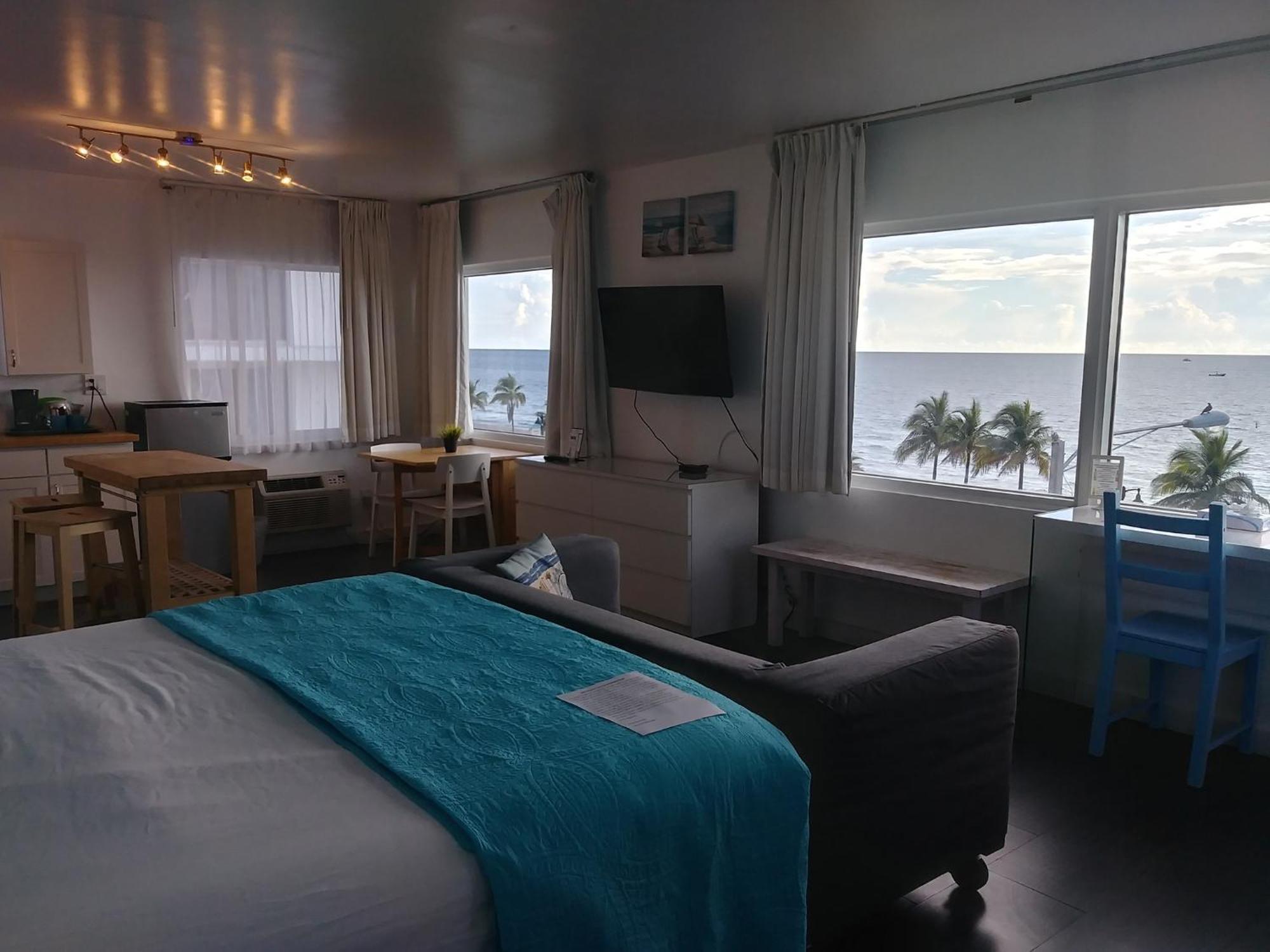 Snooze Fort Lauderdale